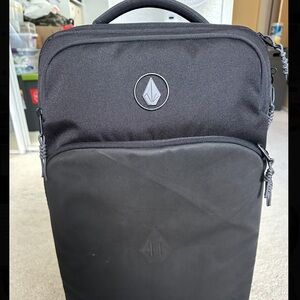 Volcom Daytripper Carry On Roller Bag - Black